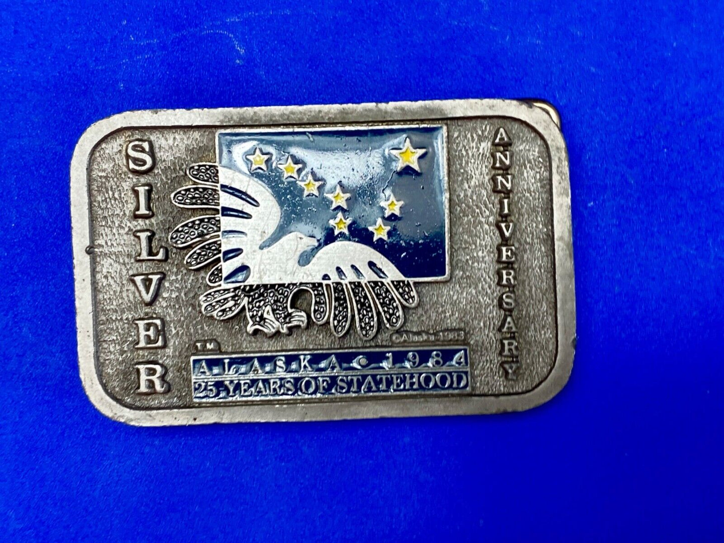 The great state of Alaska - Silver 25 year Anniversary belt buckle by Frontier