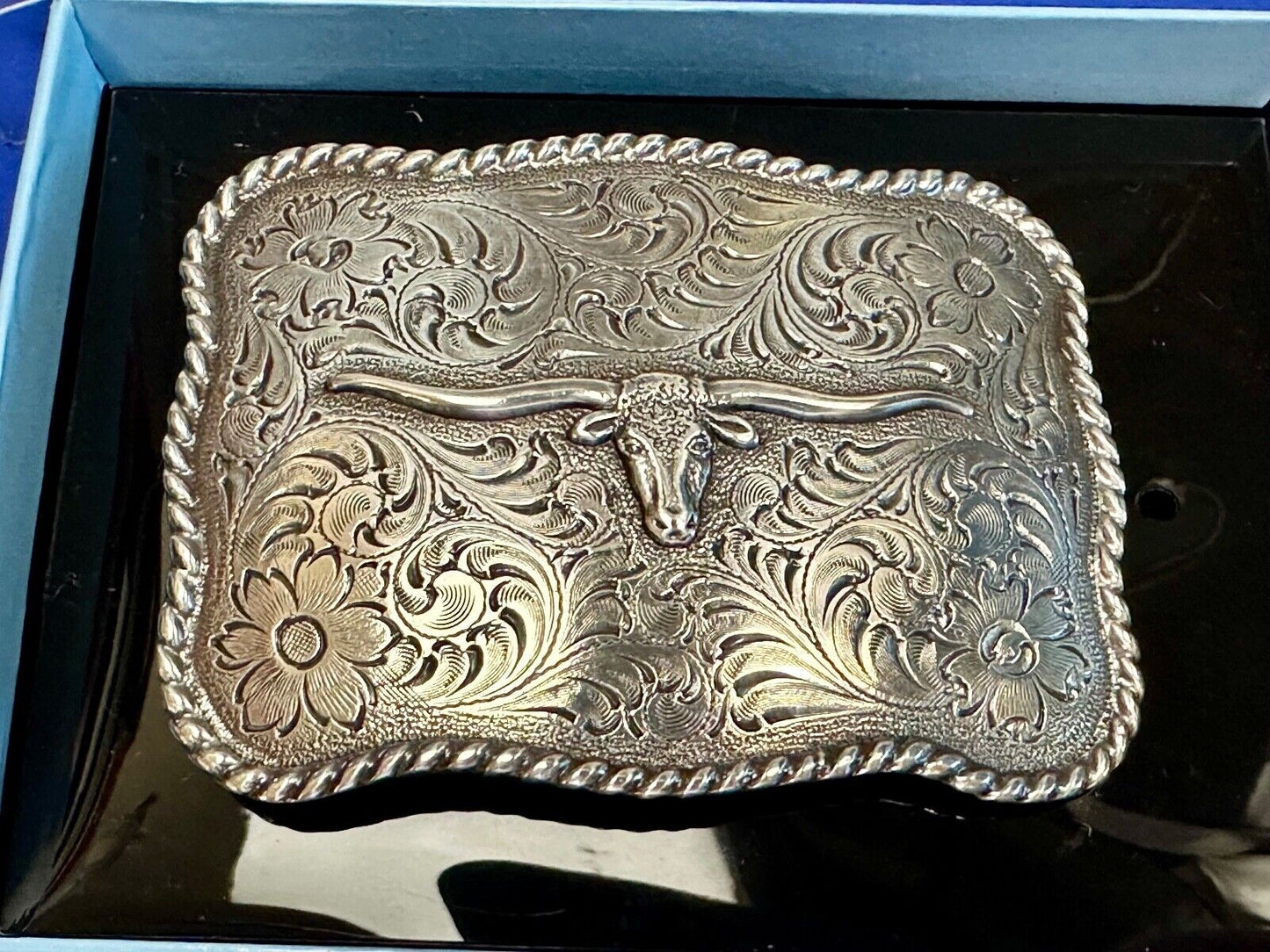 Texas Longhorn Steer Cowboy ornate flower swirl Nocona belt buckle in box