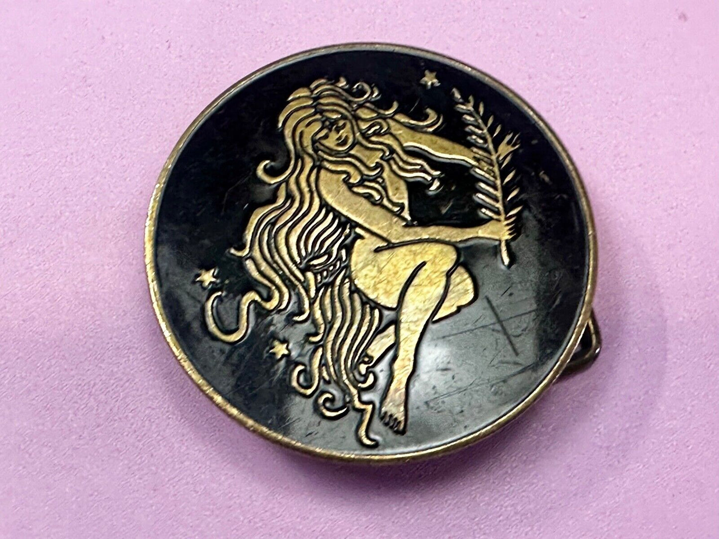Beautiful Woman Stars Long Hair Hippie Boho Round Solid Brass Baron Belt Buckle