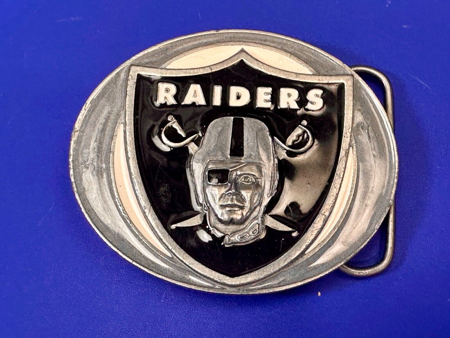 2003 Oakland Raiders NFL Football Commemorative Belt Buckle