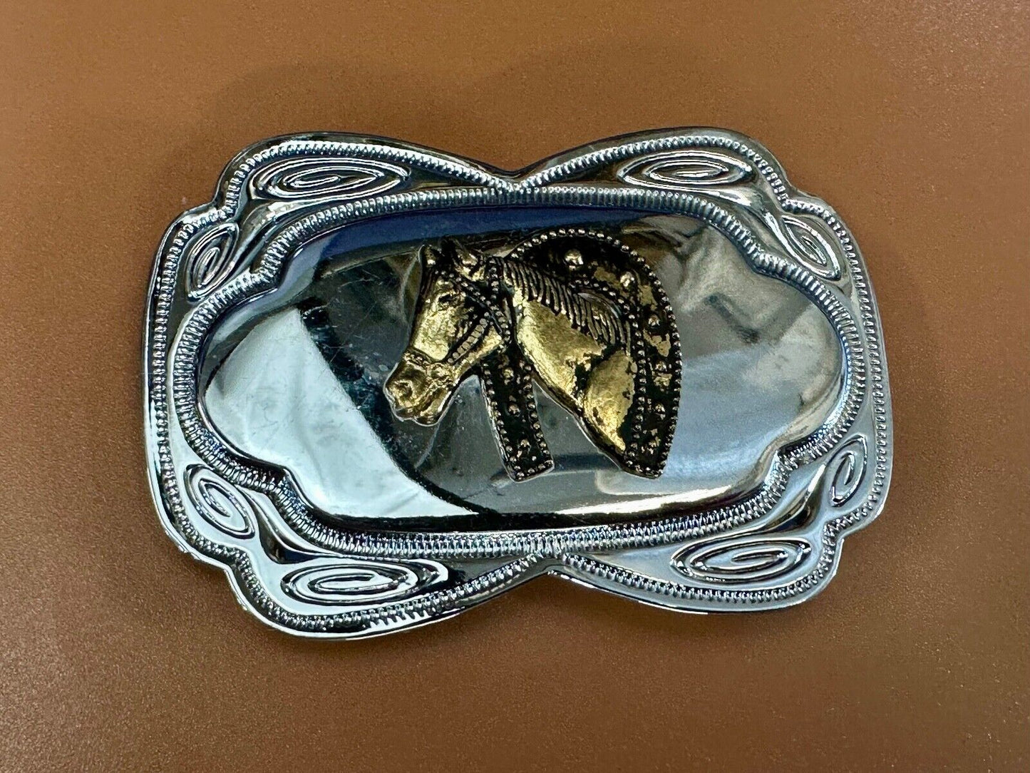 Beautiful Horse head / lucky horseshoe - two tone reflective belt buckle