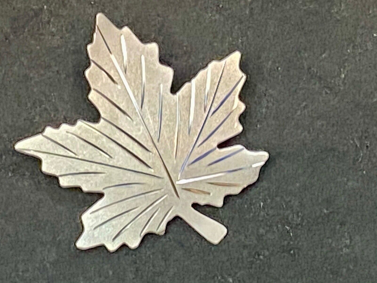 Vintage Canadian Maple Leaf Sterling Silver 925 Brooch Pin Signed Bond Boyd