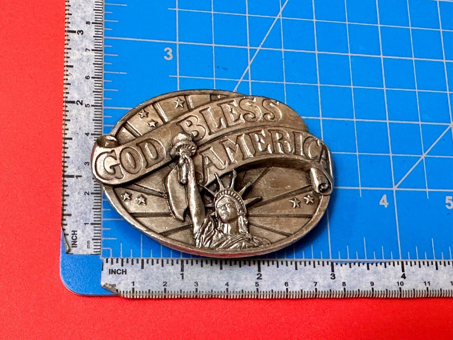 Vintage 1986 god bless America statue of lady liberty American Pride belt buckle