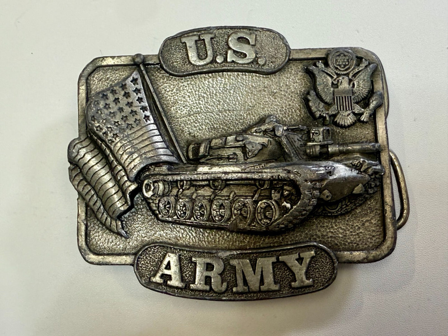 Bergamot U.S. Army K-132 Tank Flag Vtg. 1982 United States Military Belt Buckle