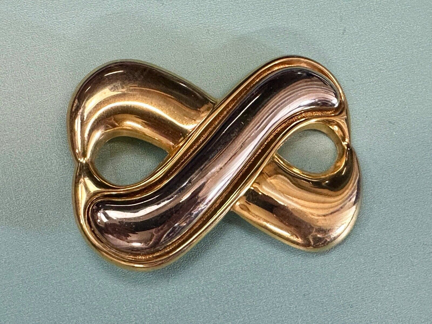 Vintage Day Lor signed gold & silver tone signed scarf shoe clip belt buckle