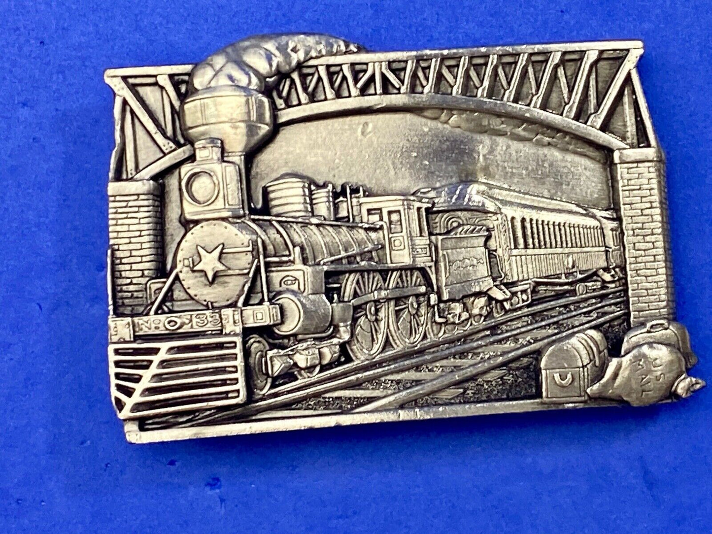 Vintage 1988 Train Locomotive Under Bridge Railroad Bergamot U41 Belt Buckle