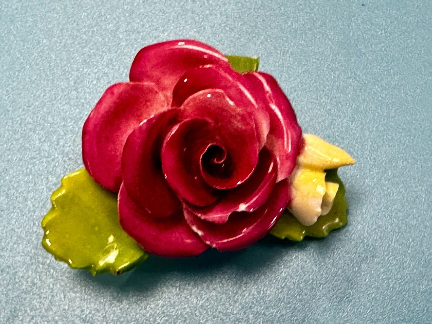Beautiful Porcelain Red Roses with Green Leaf Brooch Pin Signed by Cara China