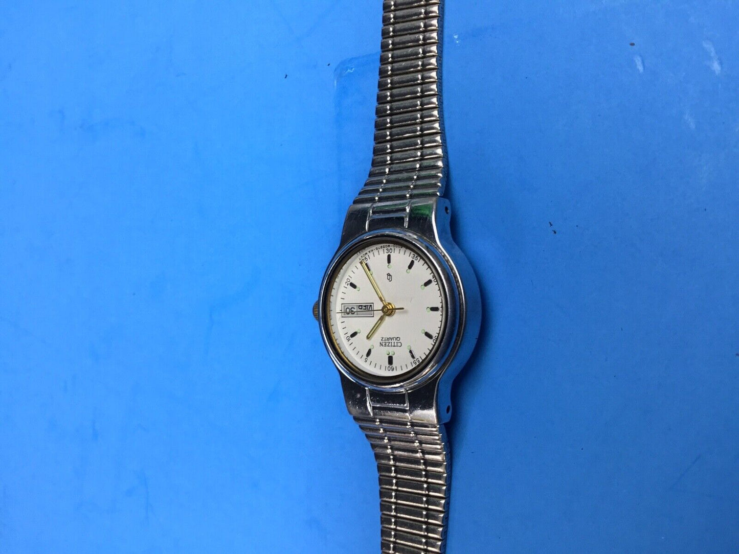 Vintage Citizen Cq Quartz Day Date 6000 Watchsilver Gold Mesh Ladies Women's