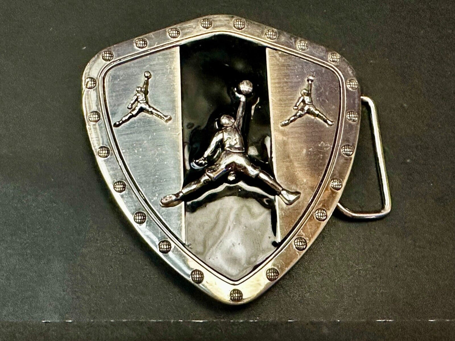 Basketball Iconic Dunk Basket Jump Shot Silver & Black Color Belt Buckle