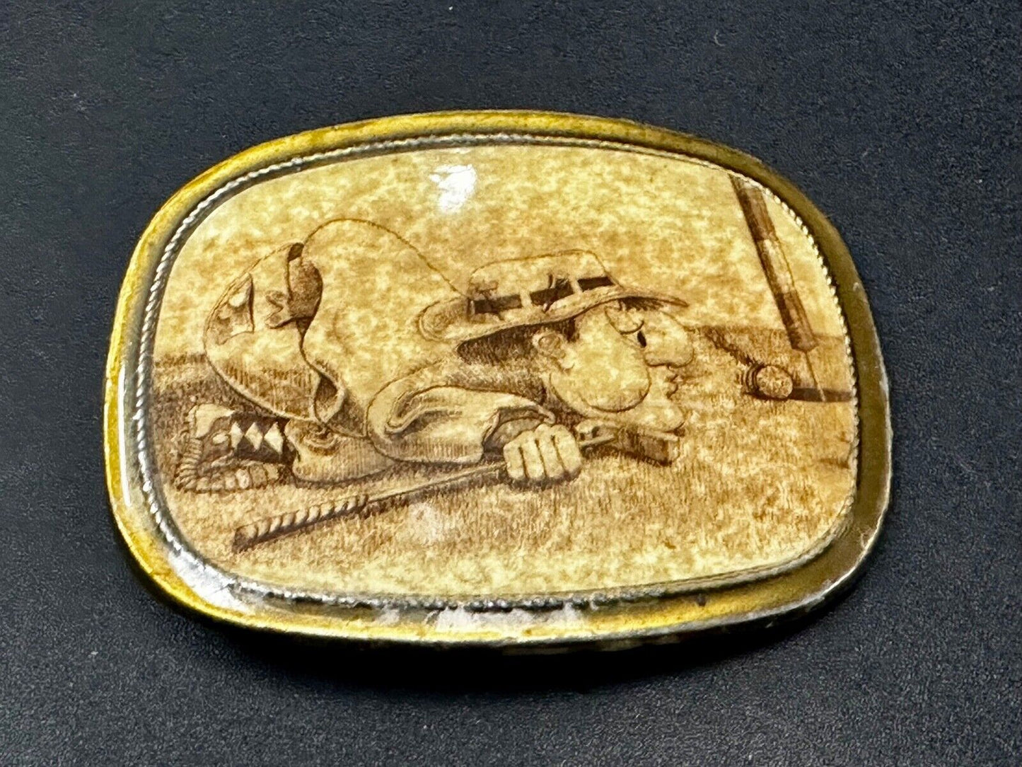 Vintage Cartoon Man Gold Put Put - Sink the hole Retro Sports Belt Buckle