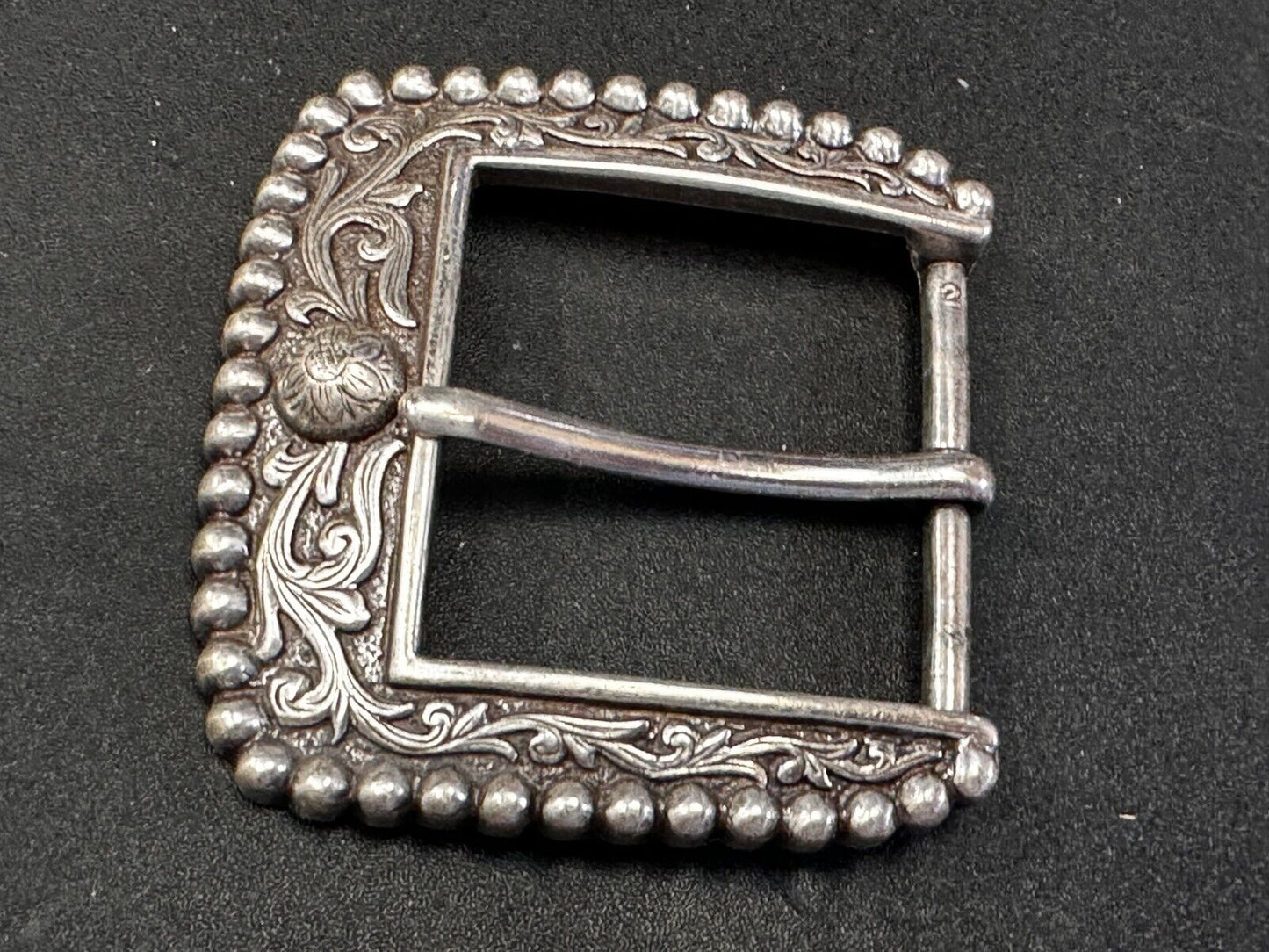 Ariat 2011 Ranger Style Detailed Flower Swirl Rope Outlined Belt Buckle