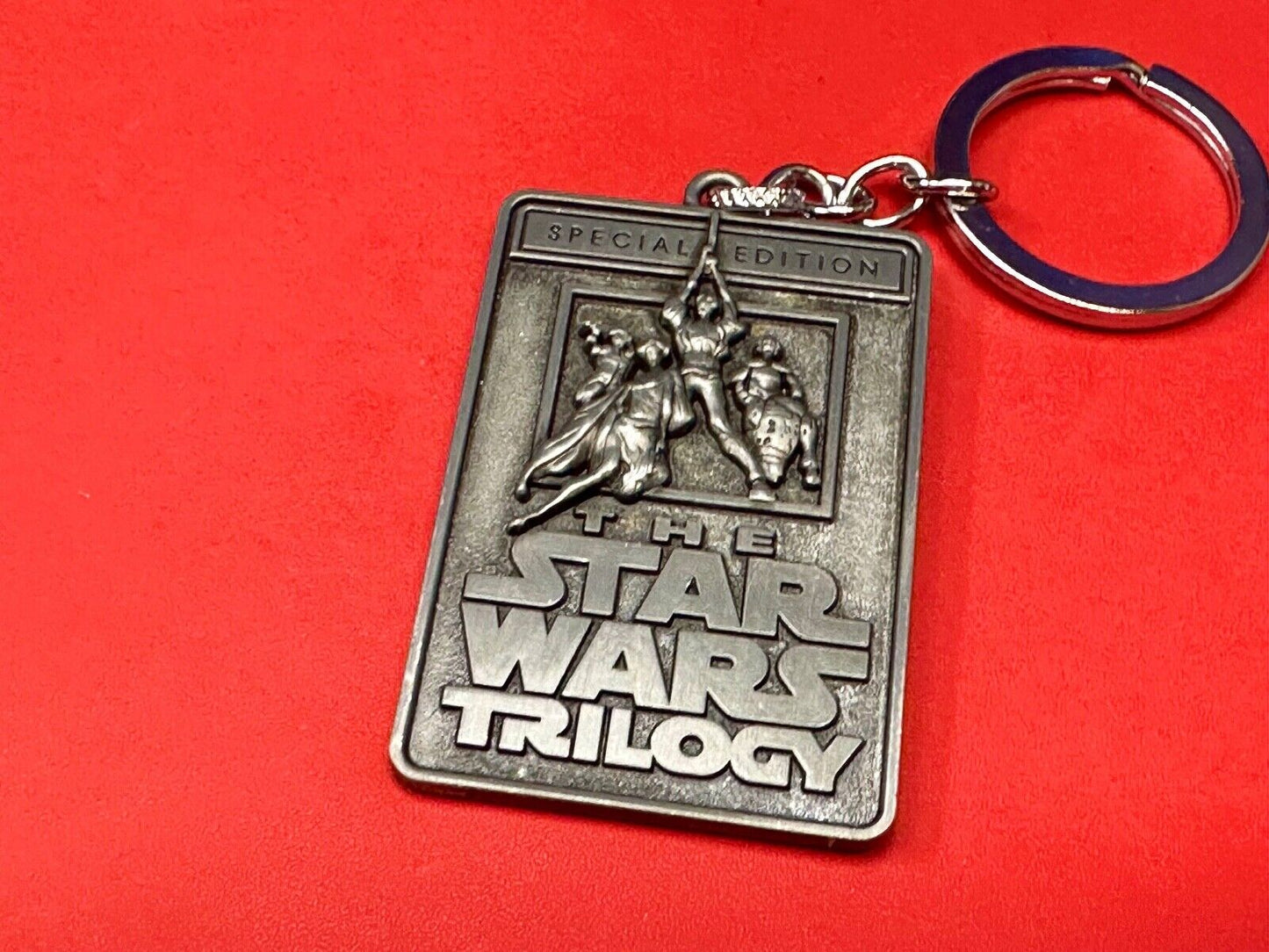 The Star Wars Trilogy Logo Emblem NOS Keychain!