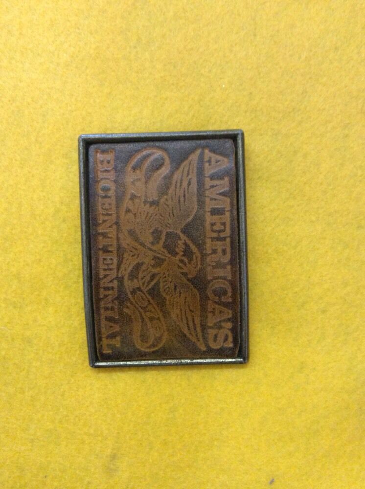 VINTAGE AMERICA'S BICENTENNIAL LEATHER BELT BUCKLE