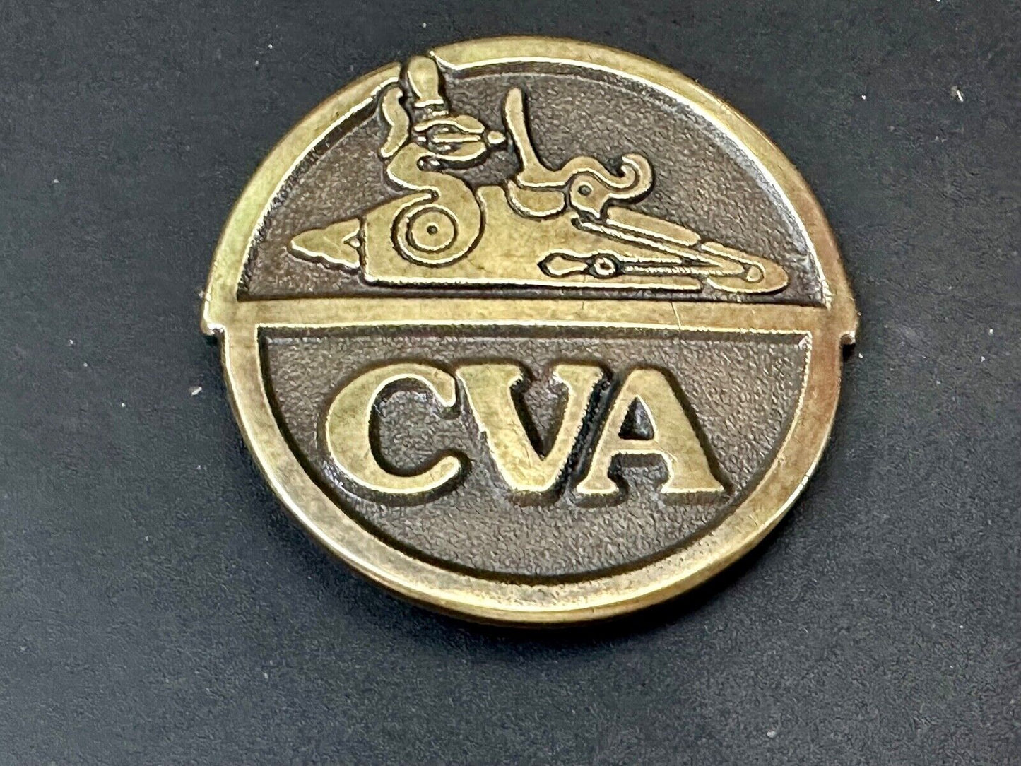 Vintage Connecticut Valley Arms CVA Mountain Rifle Gun Collectors Belt Buckle