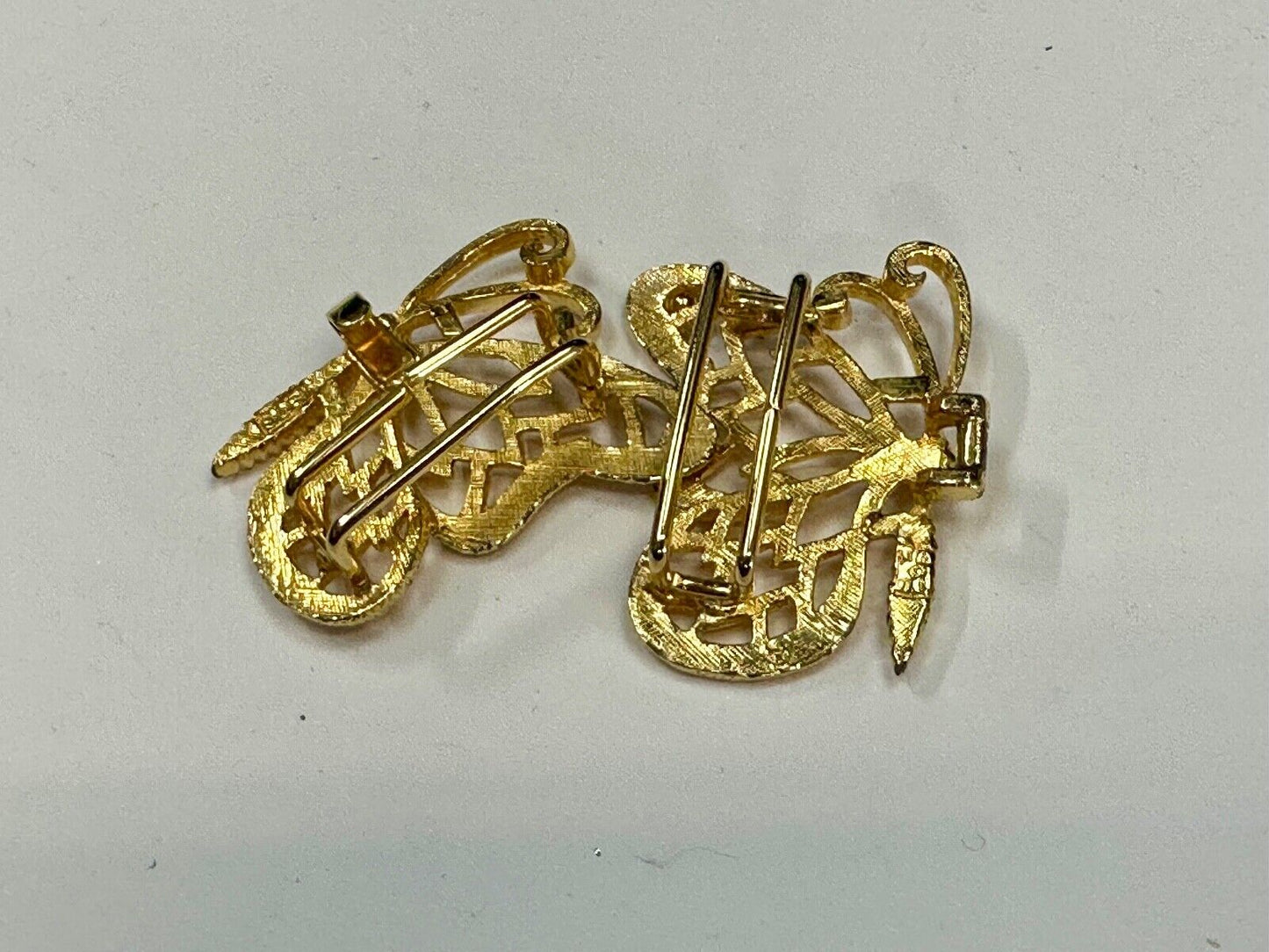 Beautiful BUTTERFLY gold tone two-piece interlocking Mimi Di N 1976 belt buckle