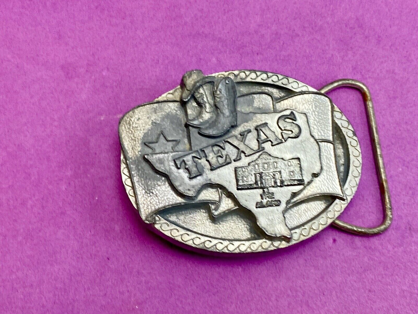 Vintage 1991 C&J Inc TEXAS state boots and hat belt buckle