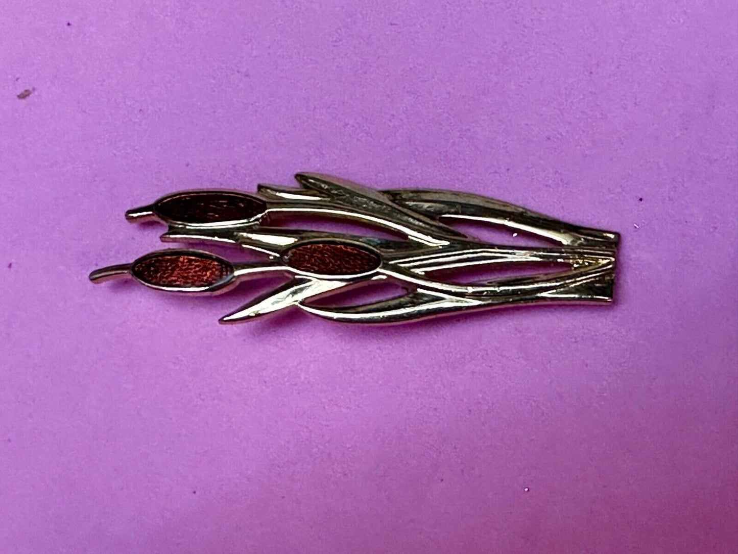 Beautiful Three Red Tulip Flower Gold Tone Vintage Brooch Pin - See Makers Mark!