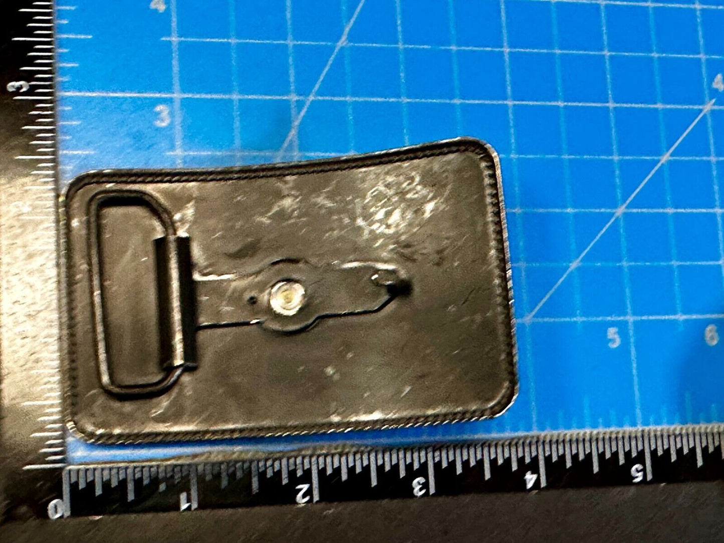 Vintage Cowboy Kneeling With Rodeo Lasso Rope Western Belt Buckle