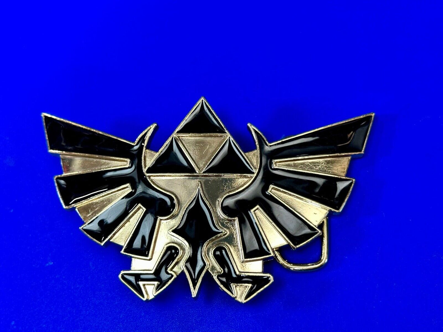 The Legend Of Zelda Black Golden Crest Triforce Nintendo 2008 Belt Buckle Hylian