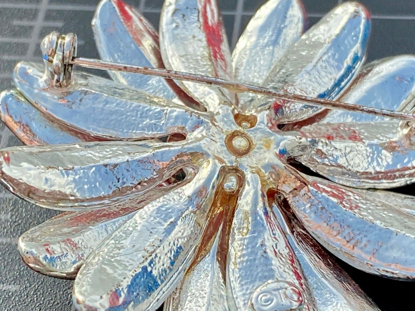 Beautiful Rhinestone Accented Otc Pink Flower Figural Silver Tone Brooch