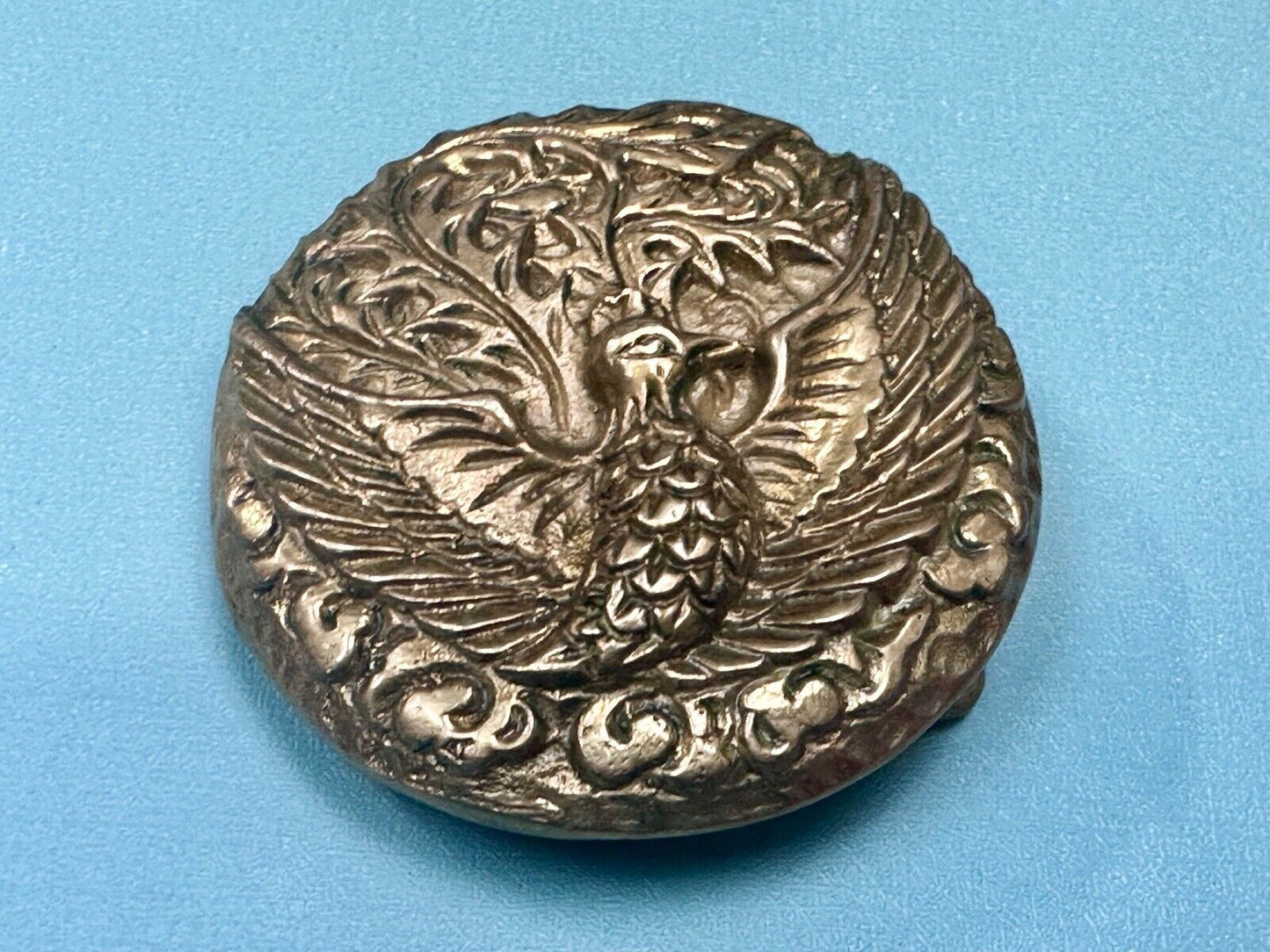 Vintage DOVE bird Hippy hobo style Taiwan round brass tone belt buckle