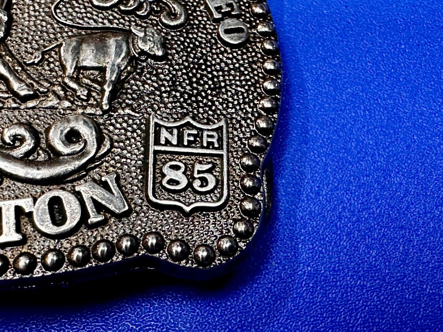 1985 Hesston NFR National Finals Rodeo YOUTH SIZE Western Collectors Belt Buckle