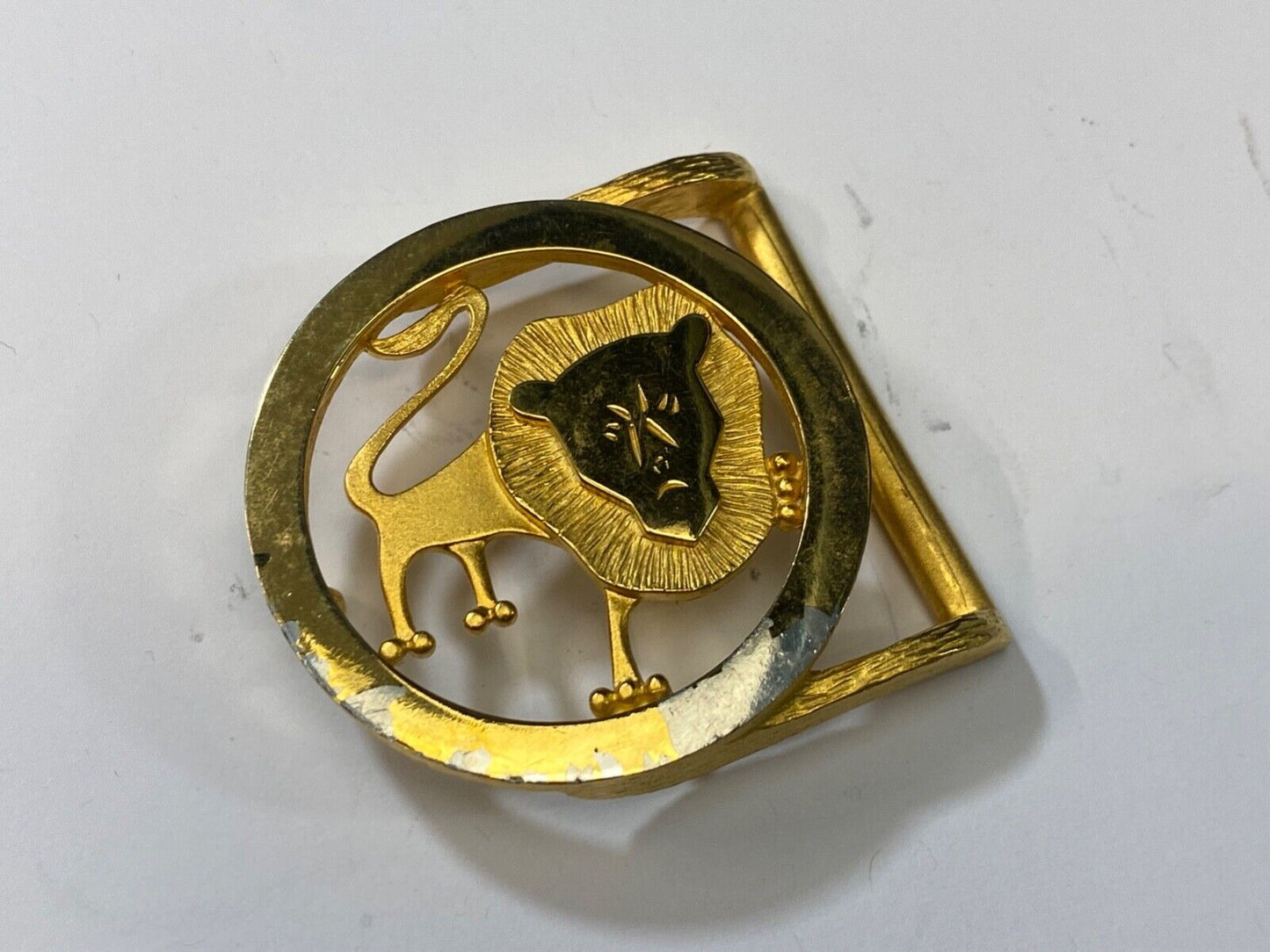 unique LION - Huge Mane and face in see through gold tone round belt buckle