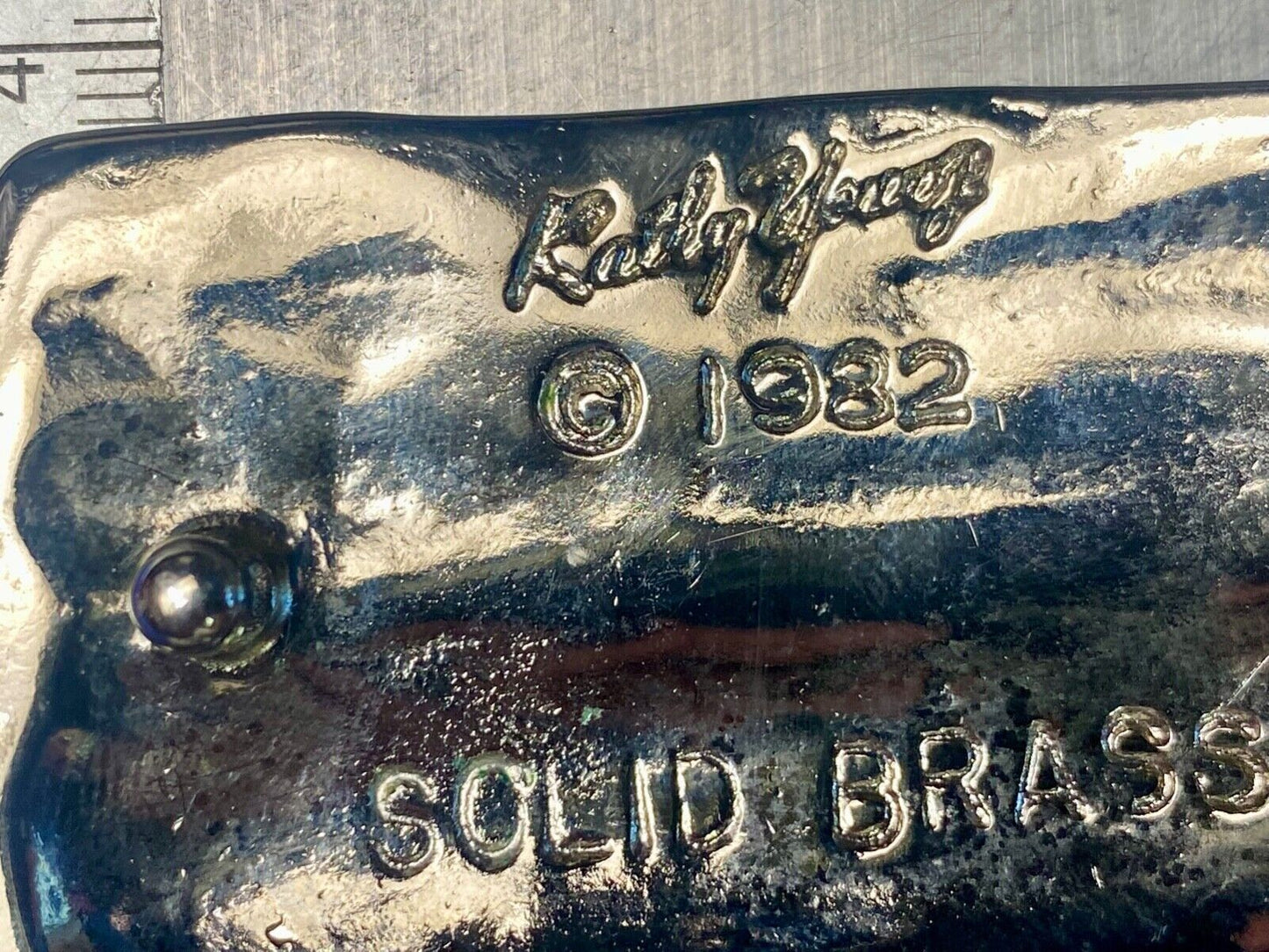 1982 Kathy young signed solid brass chrome color abstract art belt buckle