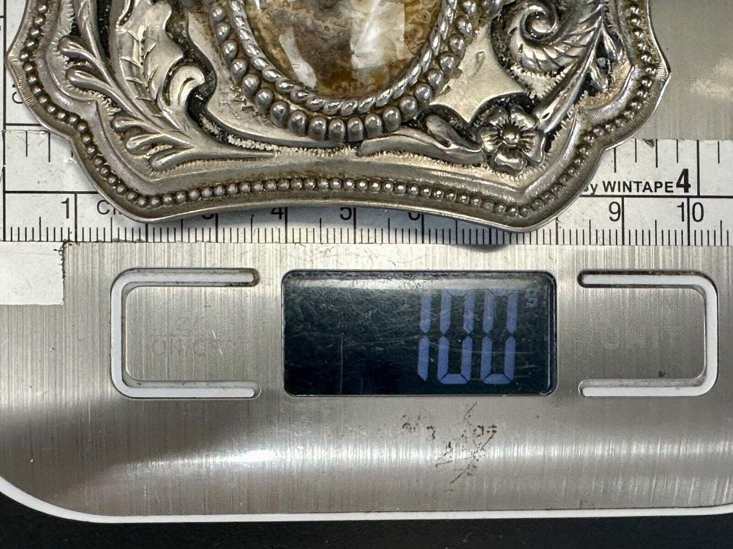 Vintage cabochon cab stone centerpiece on western silver tone belt buckle