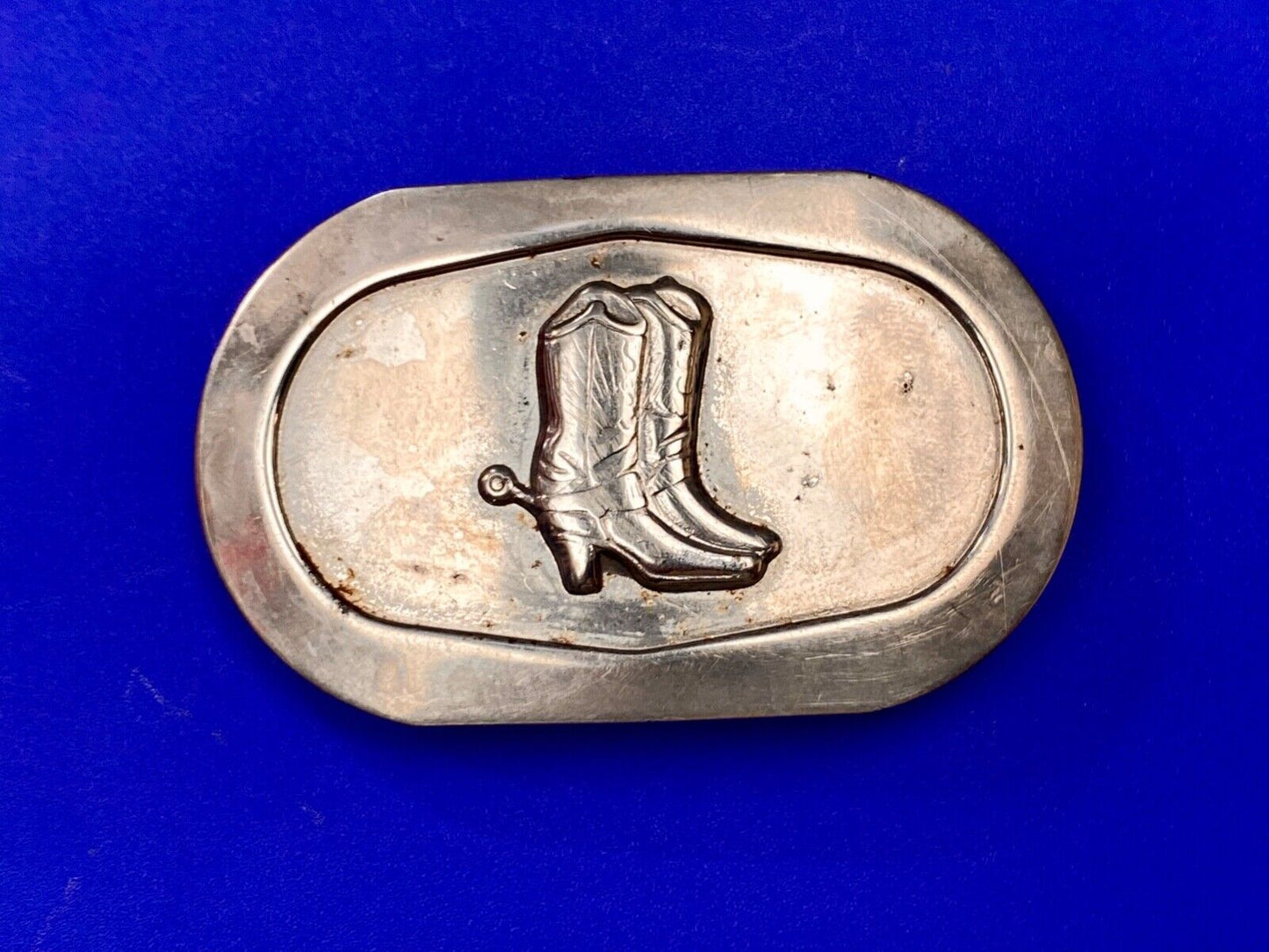 Vintage Cowboy boots with spurs - pre loved oval plated belt buckle