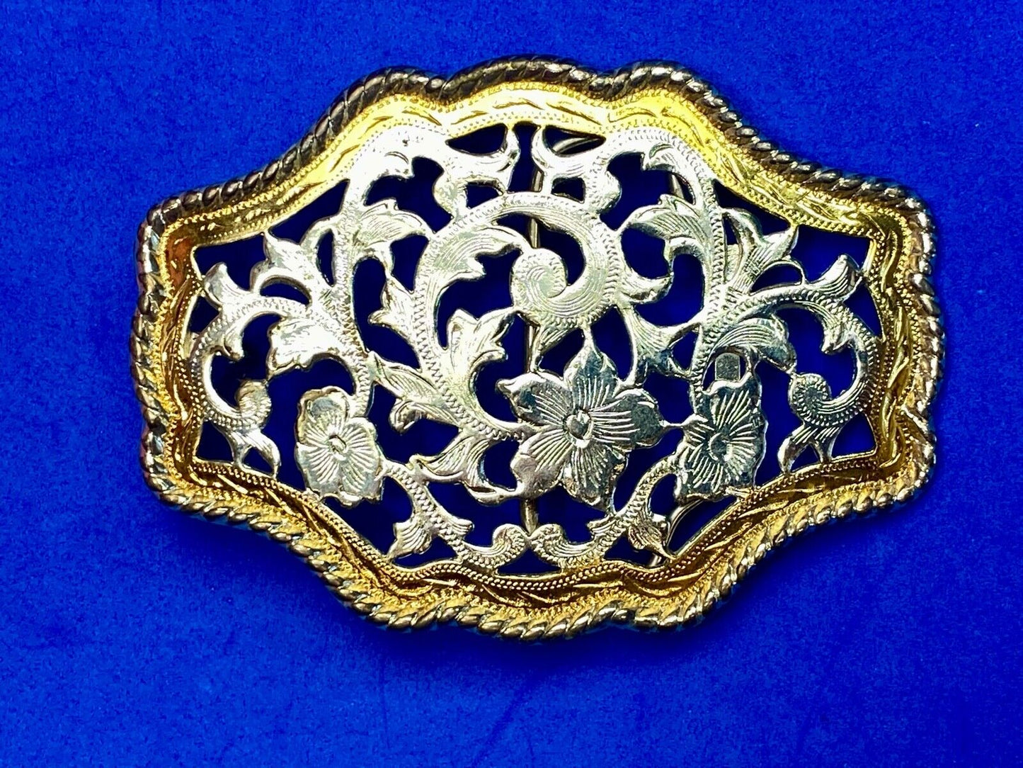 Beautiful See Through Mixed Metal Belt Buckle Floral Design Cowboy Cowgirl