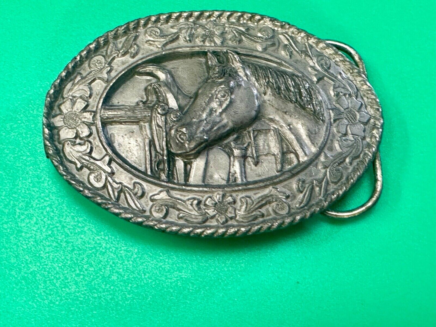 Vintage 1985 Horse lovers siskiyou pewter belt buckle