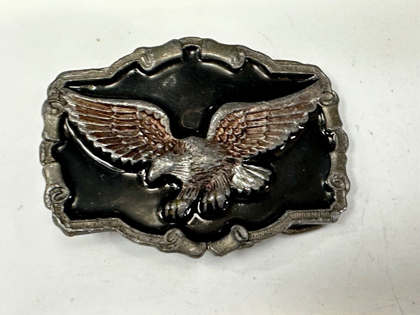 Vintage 1983 Patriotic Flying EAGLE western framed Great American Belt Buckle