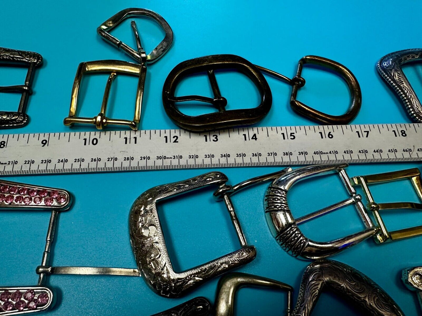 20 Vintage & Modern Ranger Style Belt buckles - Lot, Grab Bag - Resale Gifts!