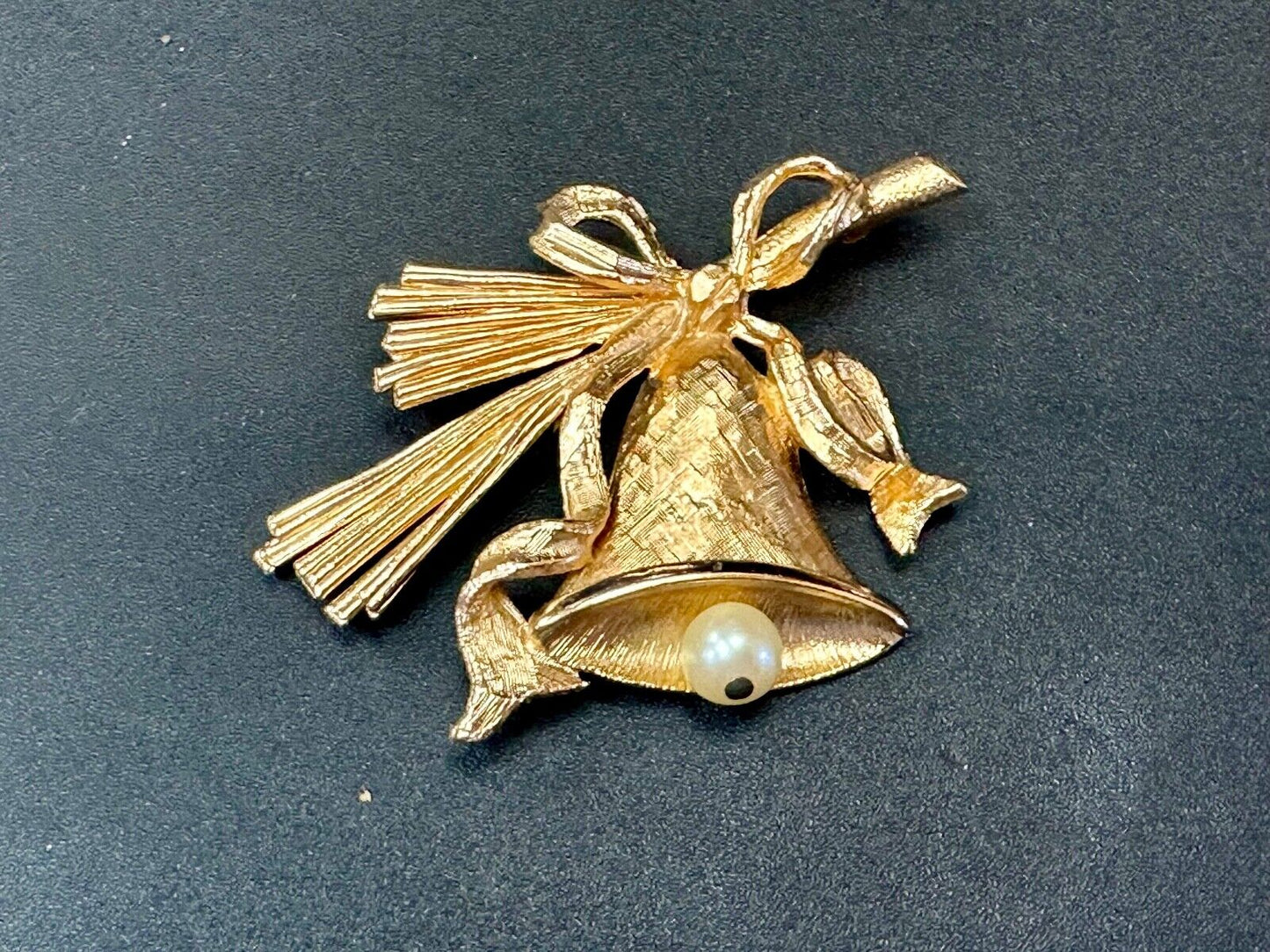 Bell / pearl ringer - Napier signed vintage gold tone brooch pin