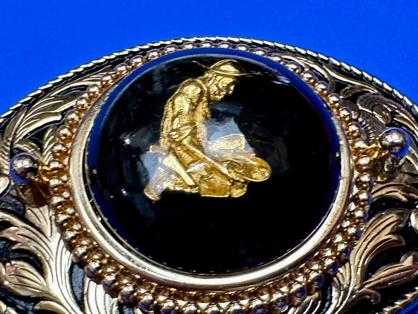 Artisan Gold Panning Beautiful centerpiece in Vintage western Belt Buckle