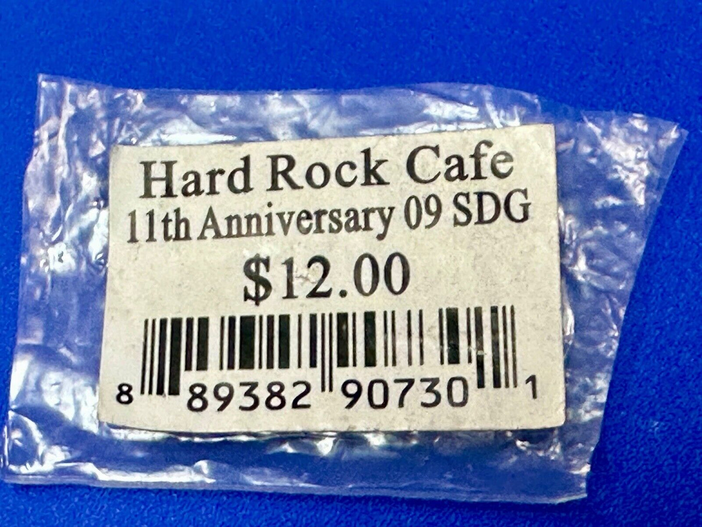 2009 Hard Rock Cafe Collectors San Diego California Stamp Style pin