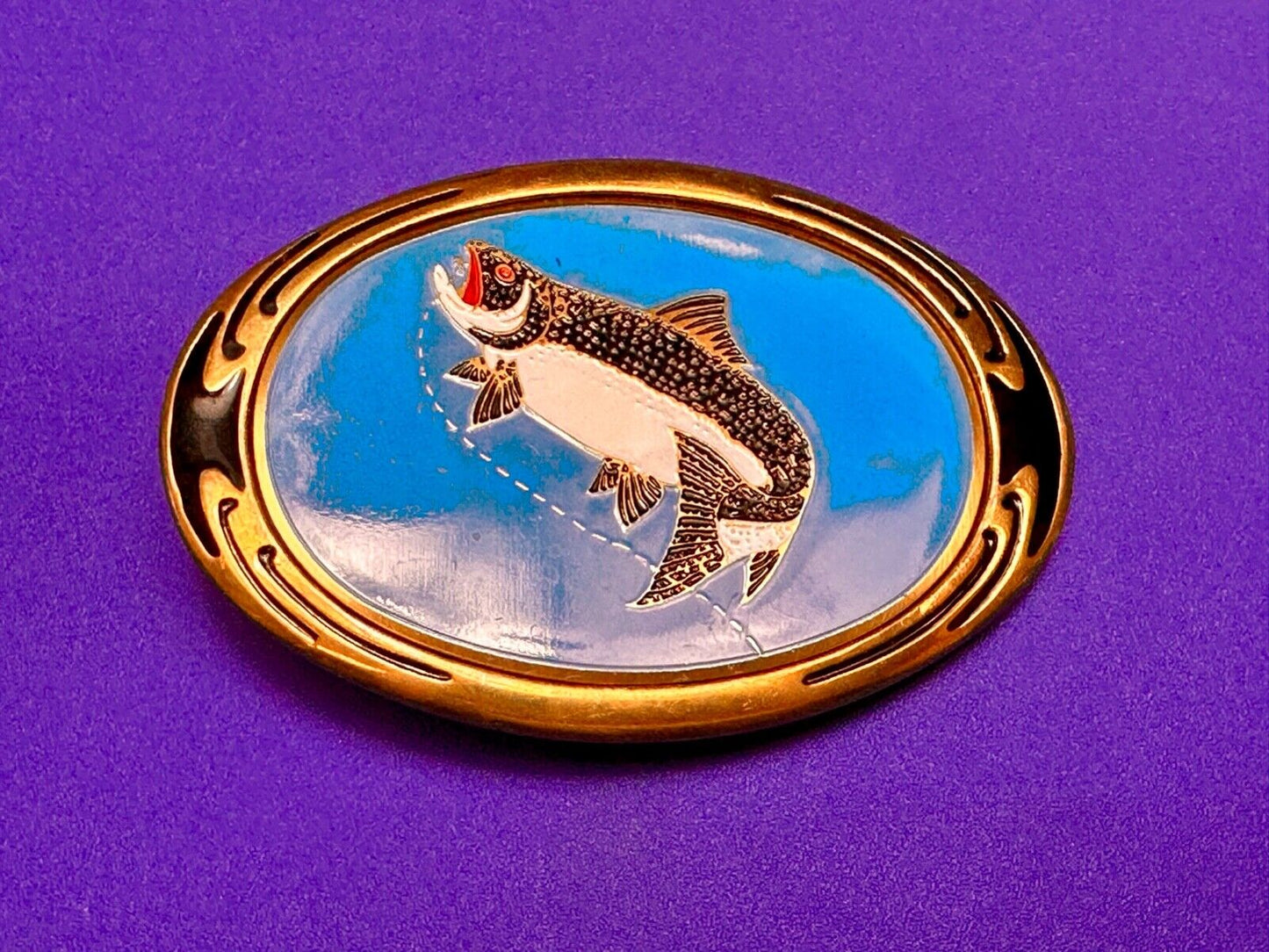 Beautiful Fly fishing - Solid brass 1988 F 09 belt buckle Fishermans gift!