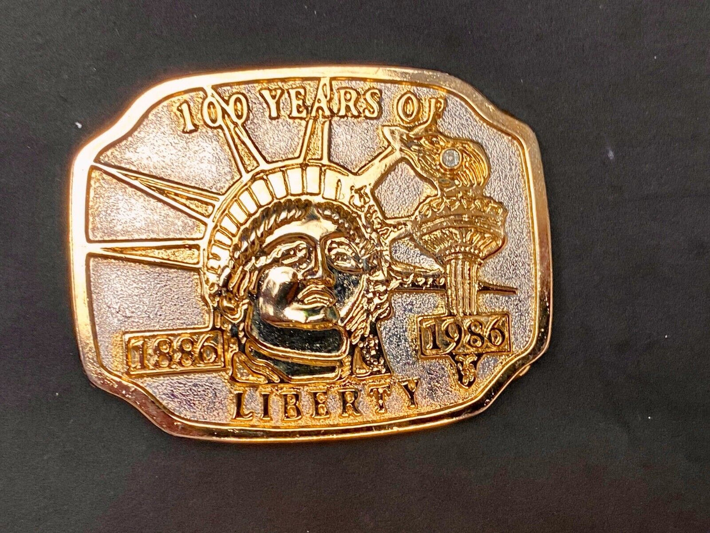 1886-1986 100 Years Of Liberty Statue Of Lady Liberty Belt Buckle Patriotic Nyc