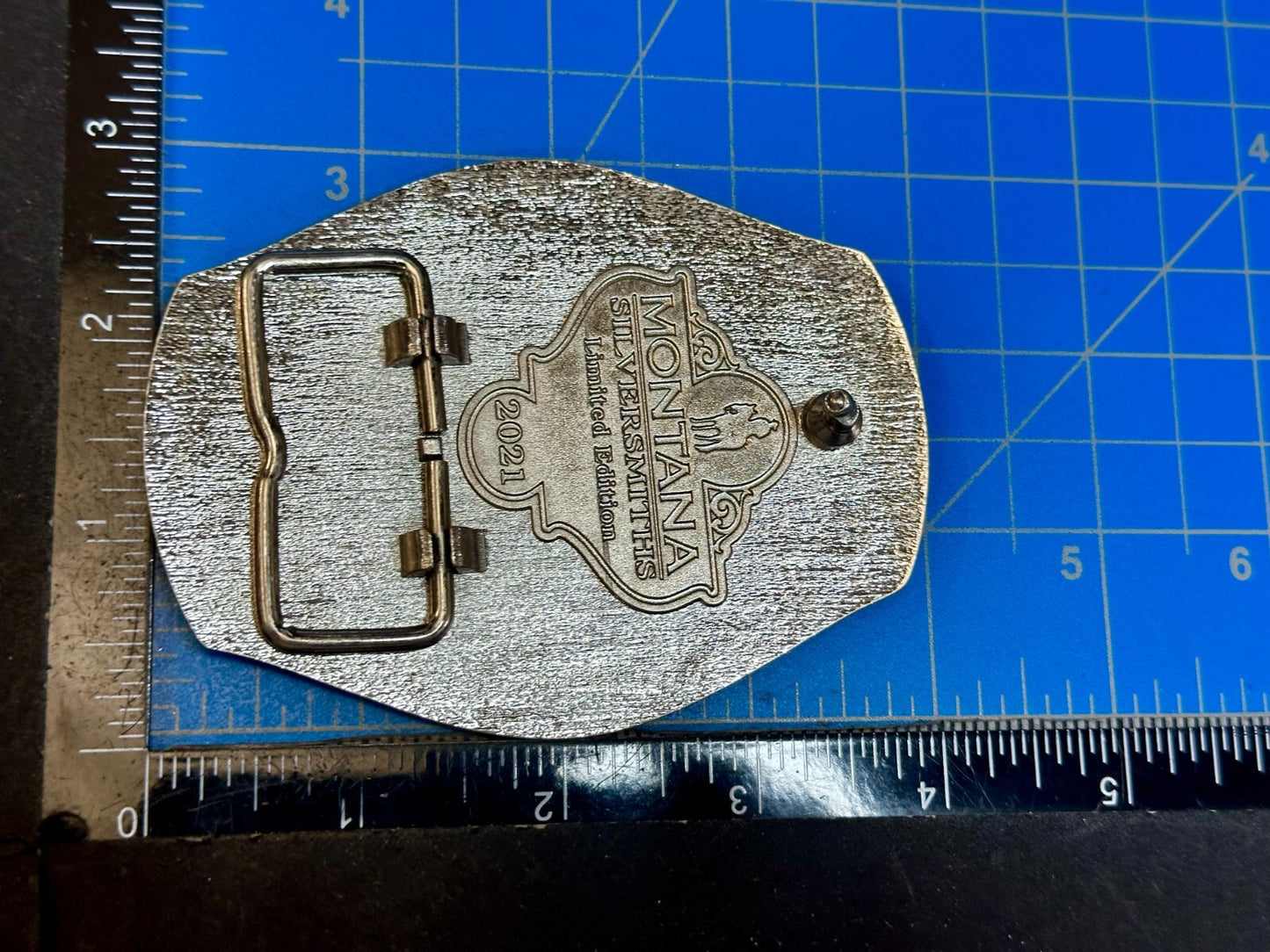 2021 Pendleton Whiskey Let'er Buck Rodeo Cowboy Montana Silversmiths Buck Buckle