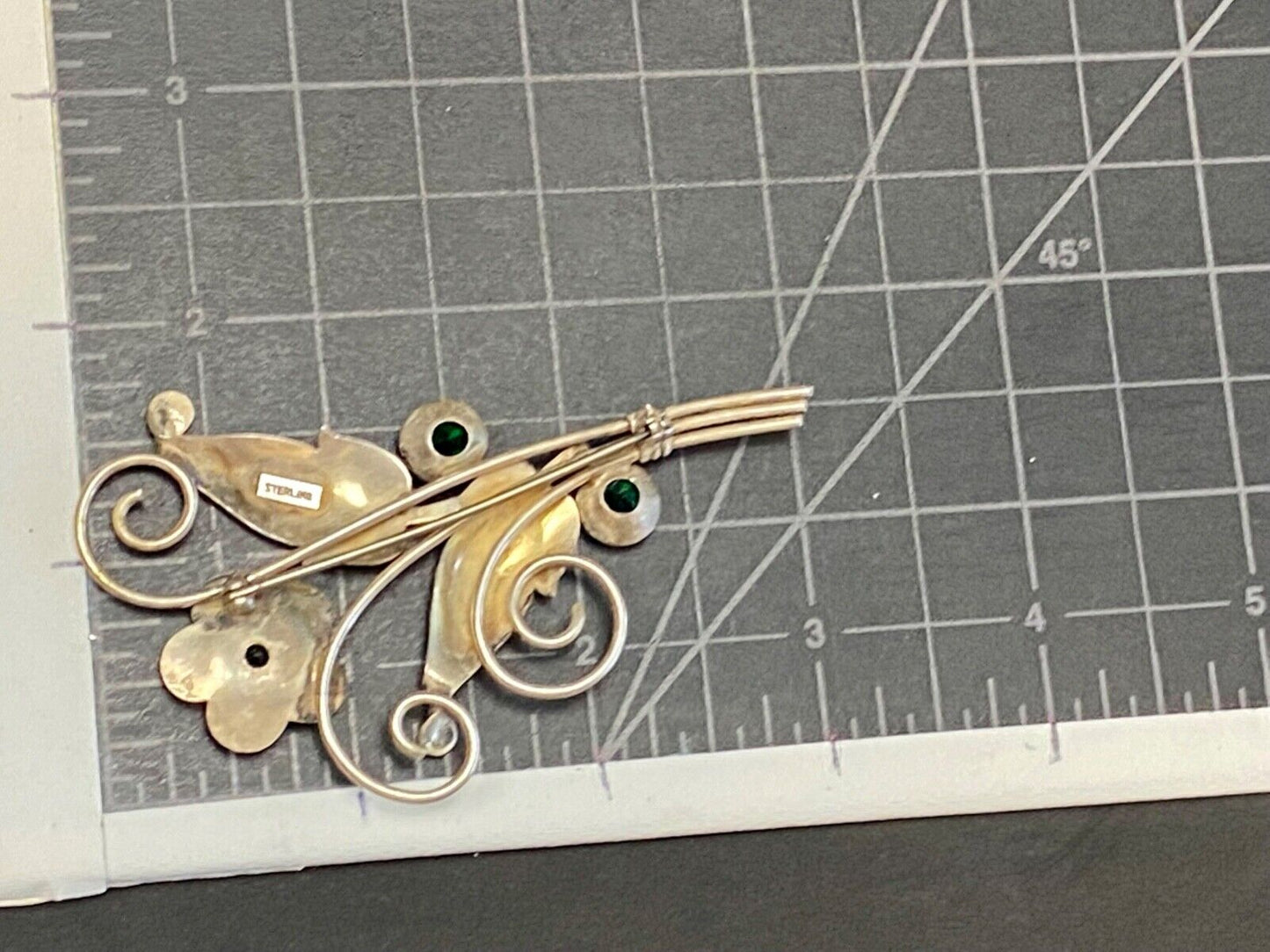 Beautiful Green Rhinestones? In Flower Theme Sterling Silver 925 Vintage Brooch