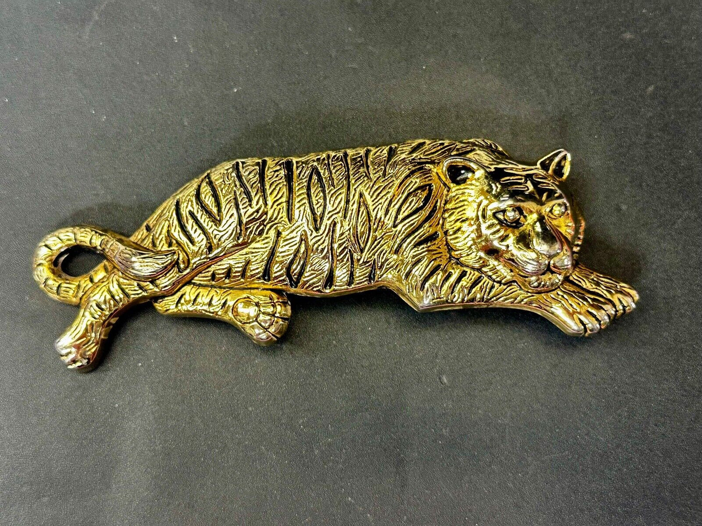 Tiger Mountain Lion HUGE 6" Wide Large Gold Tone Vintage Belt Buckle