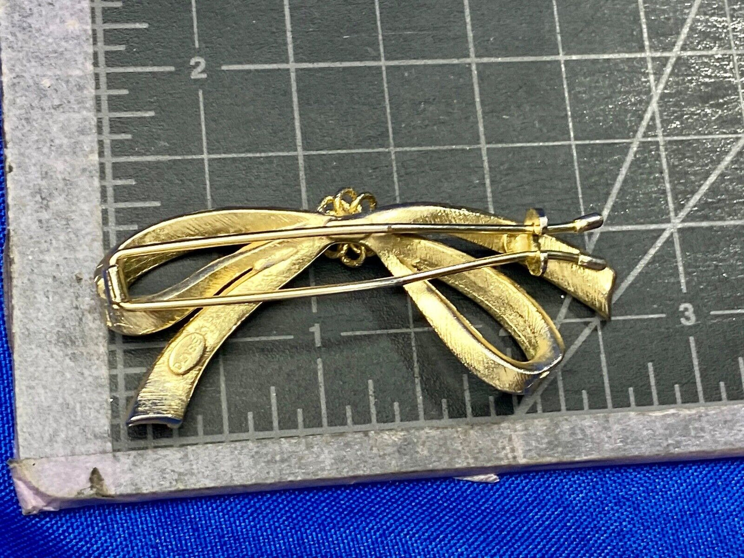 Vintage DENBE Ribbon Bow Gold Tone Brooch Pin Costume Jewelry