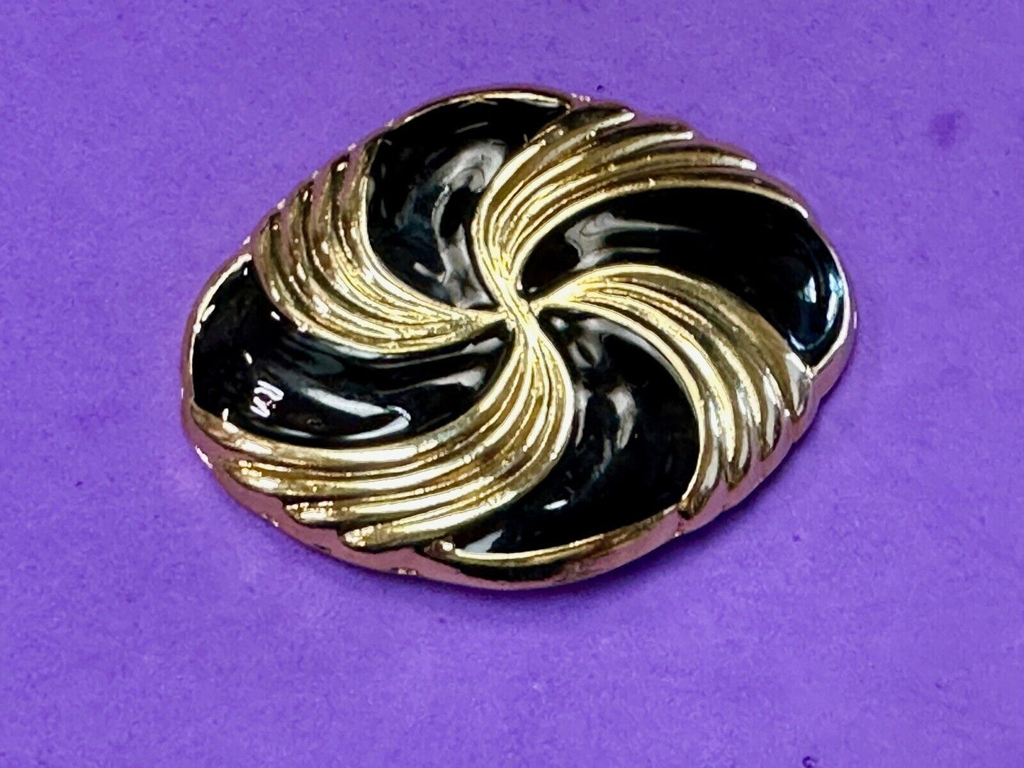 Vintage Day Lor Designer Signed Sash belt buckle Retro Scarf Slide
