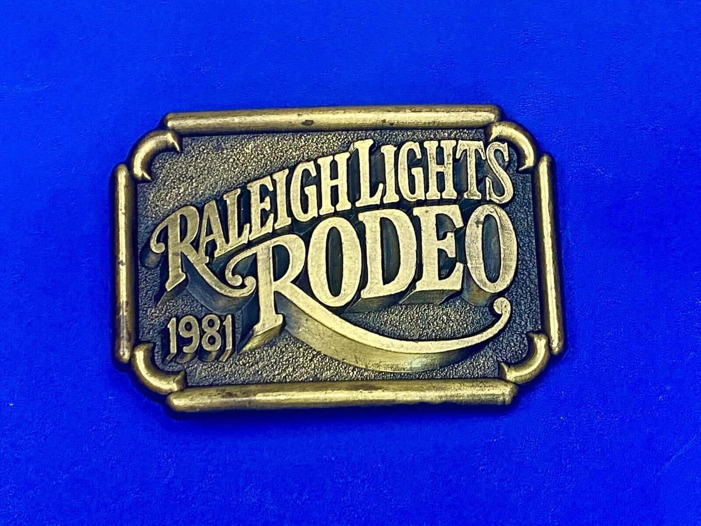 Vintage 1981 Raleigh Lights Rodeo Tobacco Company Advertising Belt Buckle