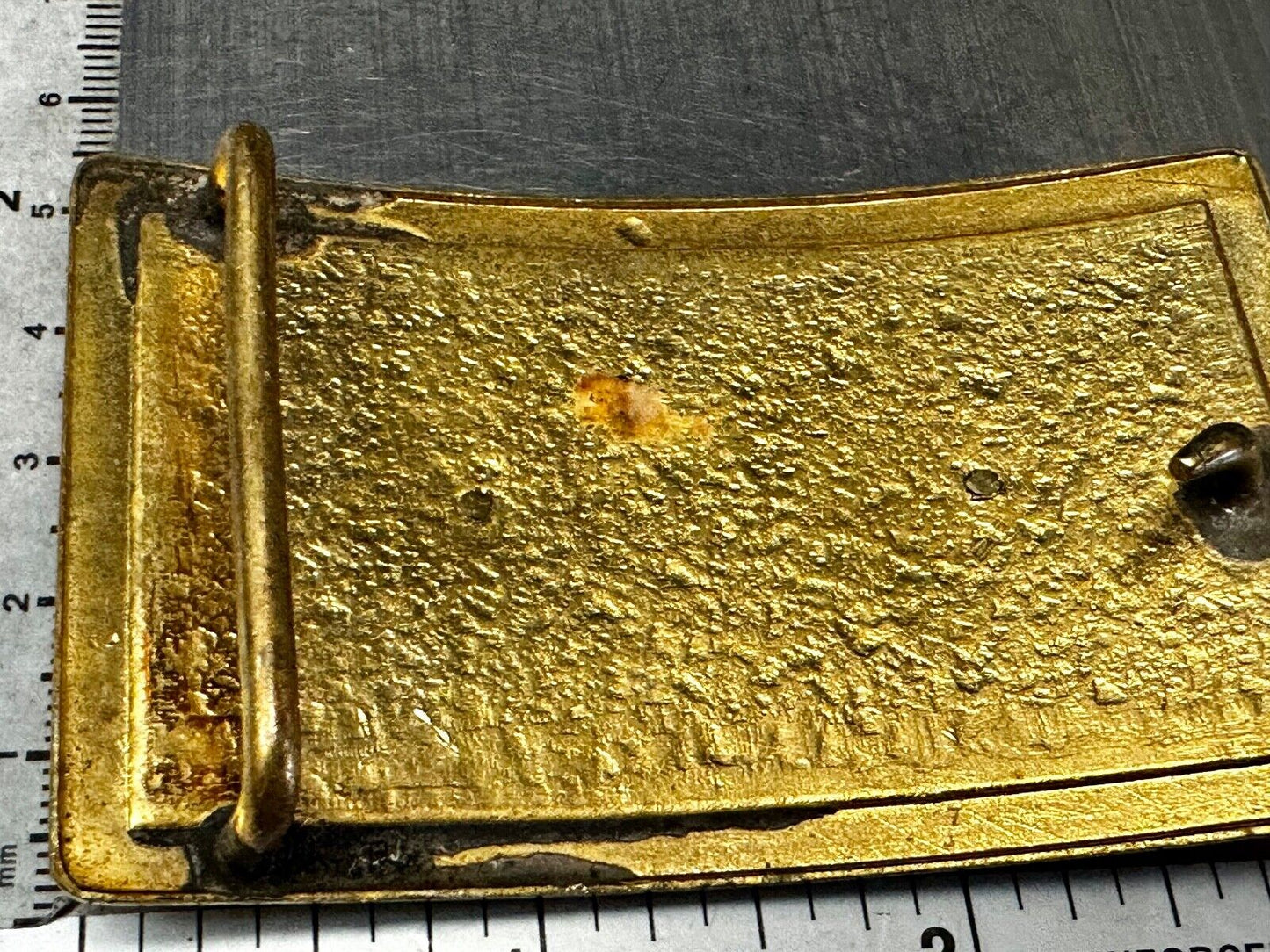 Vintage Cowboy Saddle Bronc western Covered wagon gold tone belt buckle