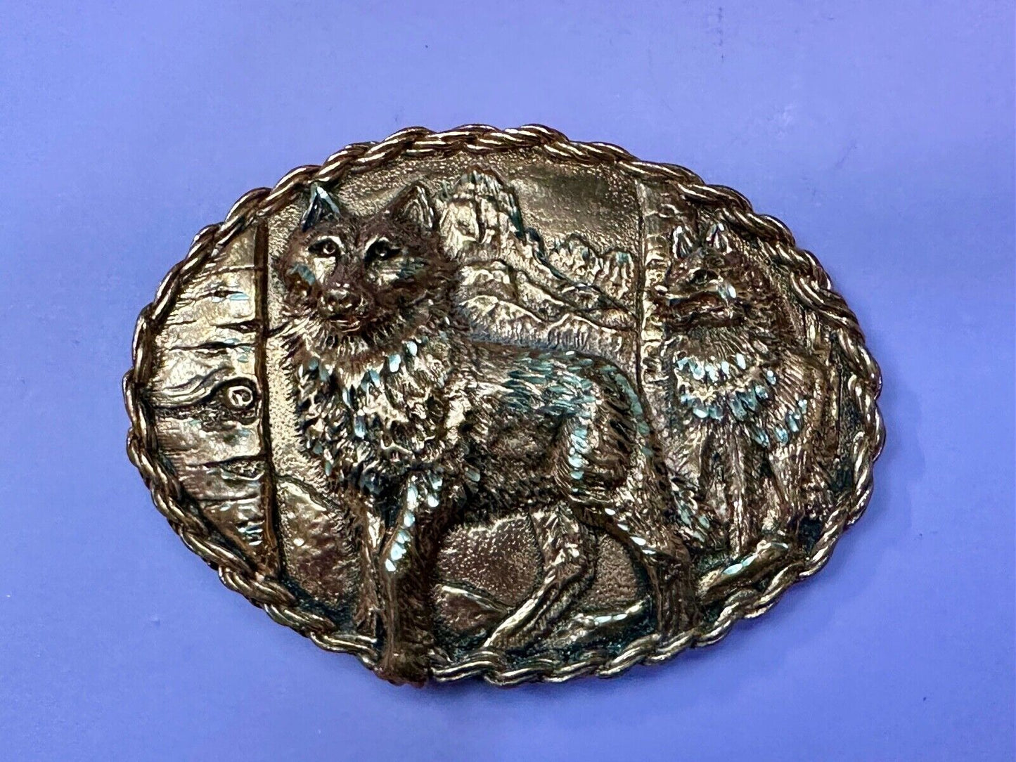 The Great Wolf - Wolves Pack Two Brown color oval western EGE Belt Buckle