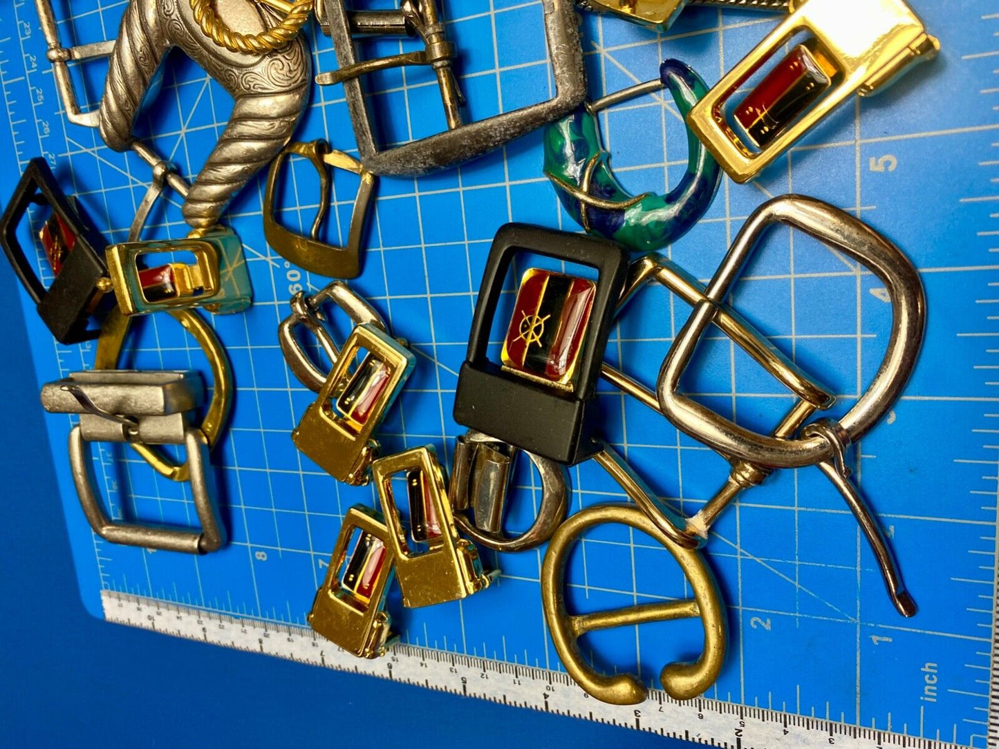 3 Pounds of Vintage & Modern Belt buckles -Lot, Grab Bag Resale Gifts Some NOS