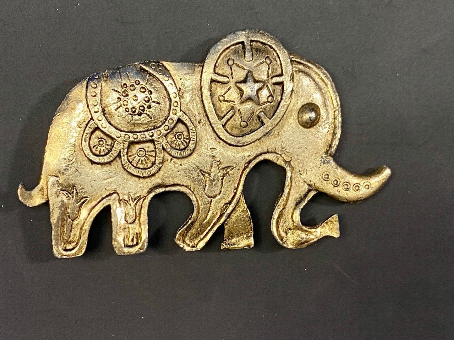 Vintage Elephant Cut Out Belt Buckle, Flowers & Stars, Focus And Sensuality