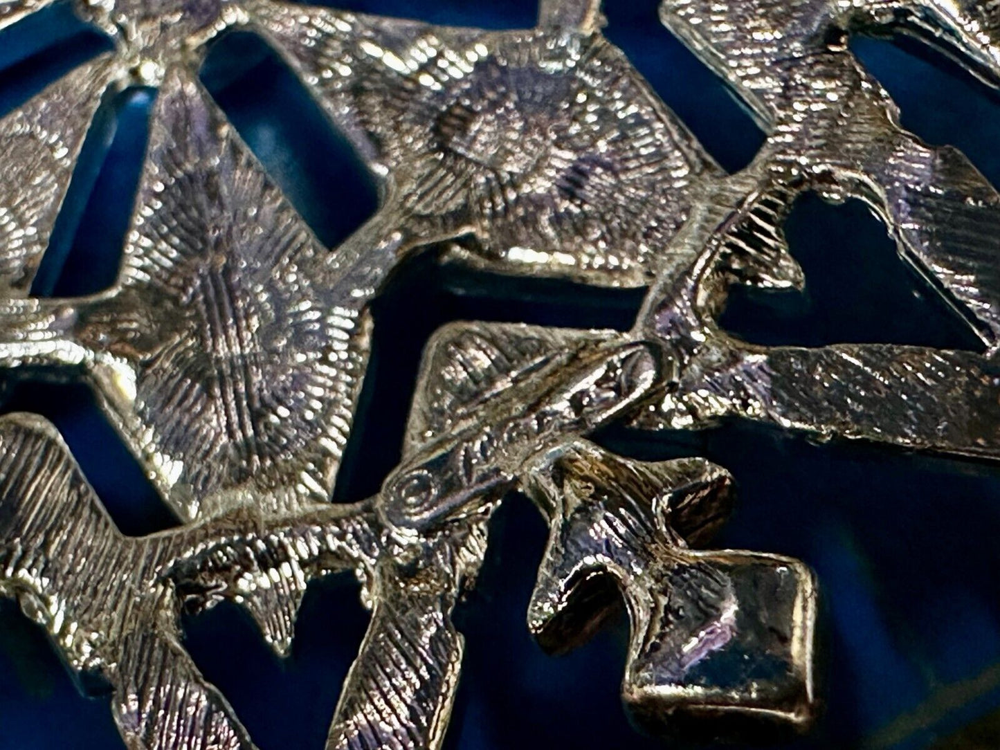Beautiful Snowflakes with Rhinestone Accents Gold Tone Brooch Pin Signed Monet